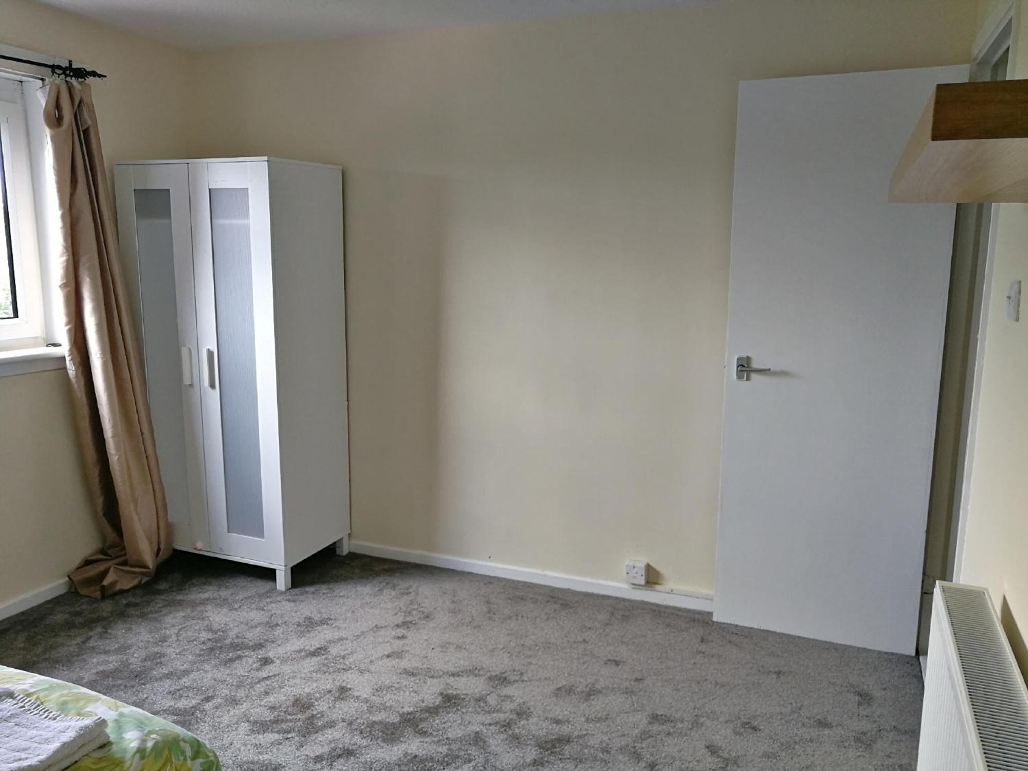Near Centre Apartment *
